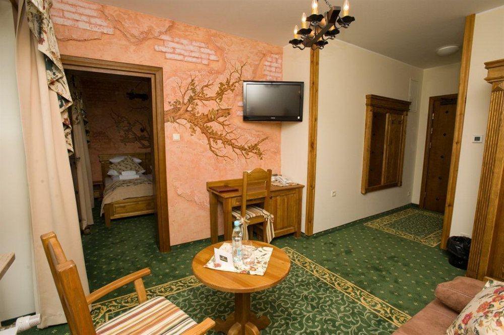 Hotel Carpatia Bieszczadzki Gosciniec Wetlina Buitenkant foto