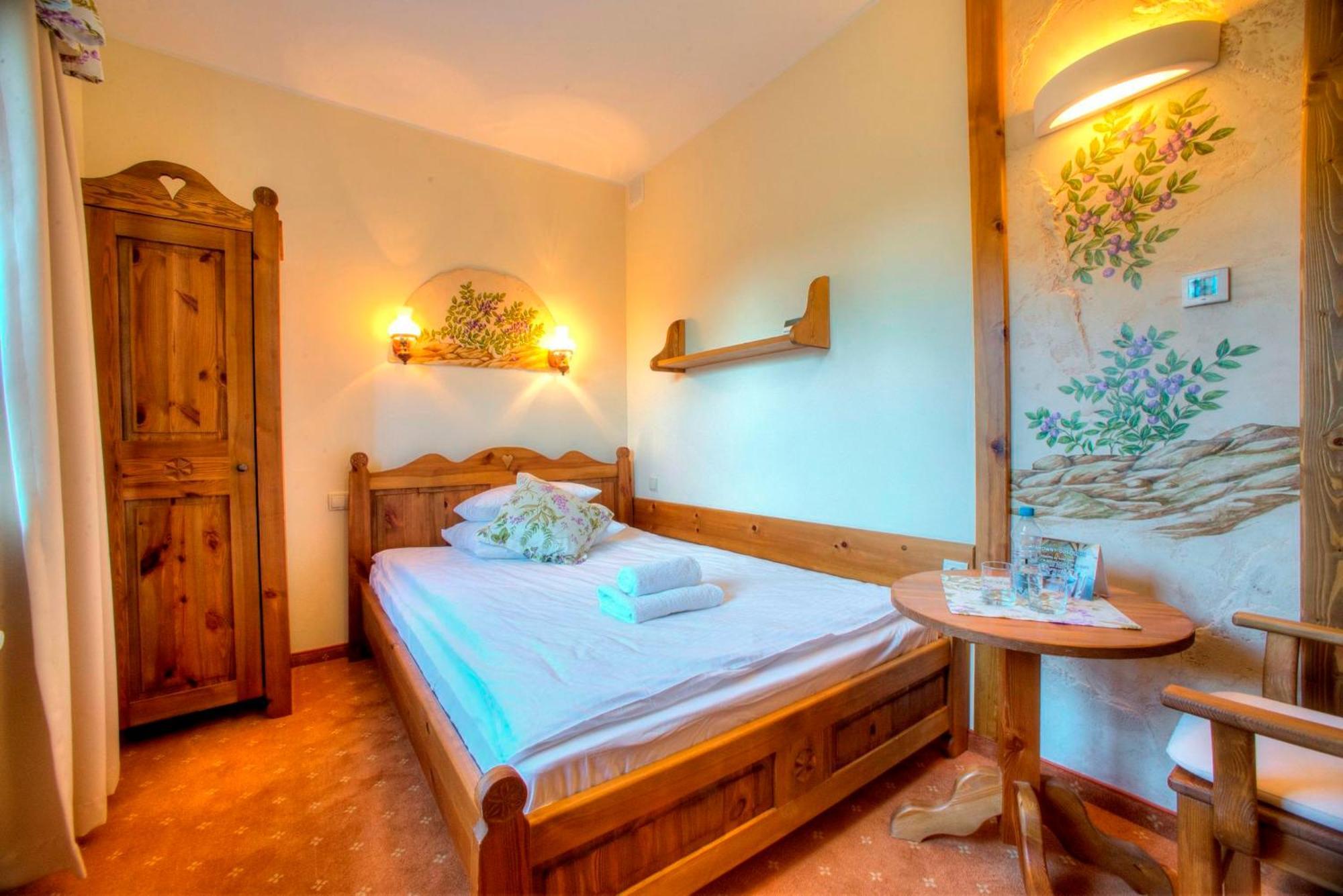 Hotel Carpatia Bieszczadzki Gosciniec Wetlina Kamer foto