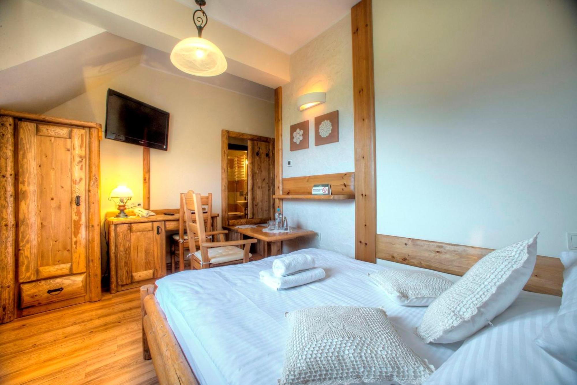 Hotel Carpatia Bieszczadzki Gosciniec Wetlina Kamer foto